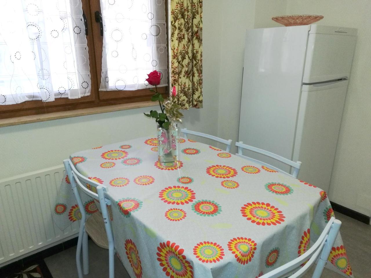 Апартаменты Location-Meuble Изенгейм Экстерьер фото
